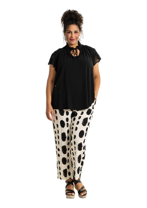 STUDIO ELEGANCKA CZARNA BLUZKA WIĄZANIE S876 STUDIO ELEGANCKA CZARNA BLUZKA WIĄZANIE S876