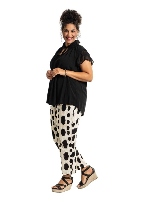 STUDIO ELEGANCKA CZARNA BLUZKA WIĄZANIE S876 STUDIO ELEGANCKA CZARNA BLUZKA WIĄZANIE S876
