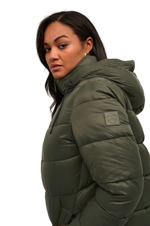 KAFFE KURTKA PIKOWANA CIEMNOZIELONA Z KAPTUREM K481