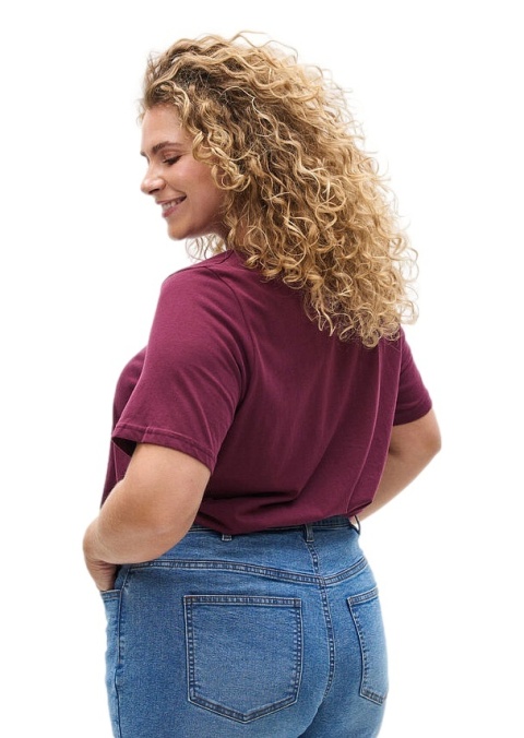 ZIZZI KLASYCZNY BORDOWY T-SHIRT NADRUK 002K