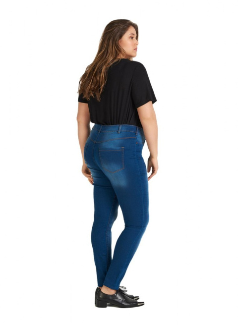 ZIZZI KLASYCZNE JASNE JEANSY PRZETARCIA 064A ZIZZI KLASYCZNE JASNE JEANSY PRZETARCIA 064A