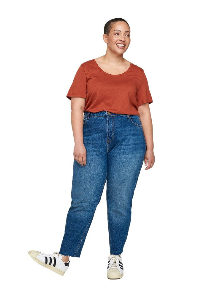 ZIZZI KLASYCZNA BLUZKA BASIC RUDA 803B ZIZZI KLASYCZNA BLUZKA BASIC RUDA 803B